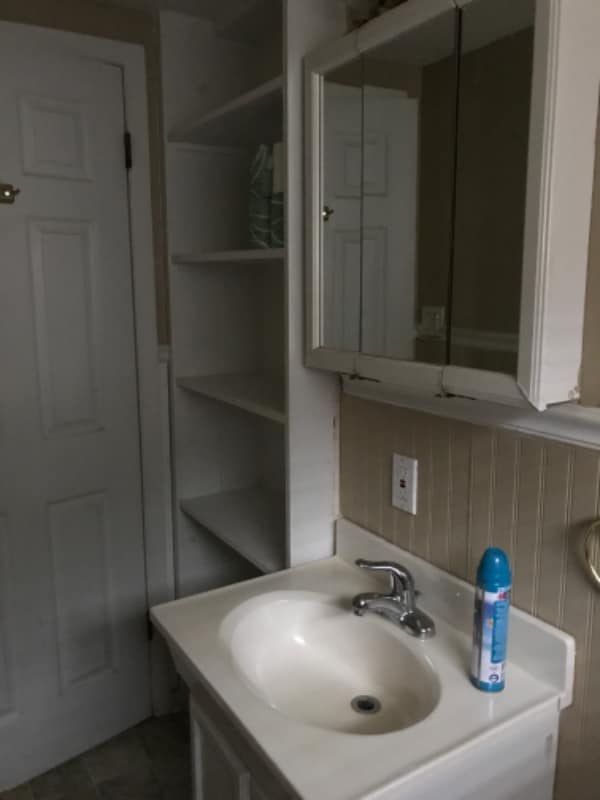 Building Photo - 356 Booher Ln
