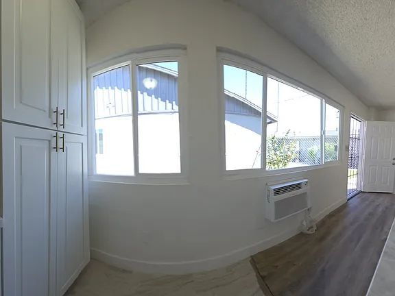 Foto del edificio - "Cozy 1-Bedroom Gem in San Bernardino – Perfect for Your Next Chapter!"