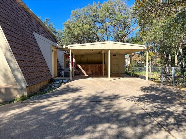 Foto del edificio - 3709 Rocky Hollow Trail