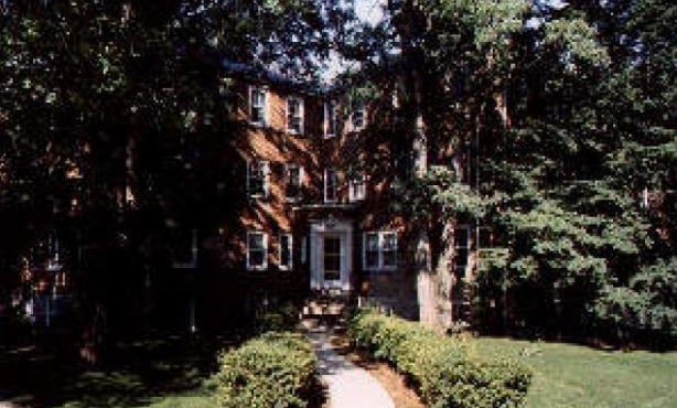 Primary Photo - Locust Lane Apartments