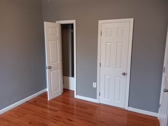 Foto del edificio - 2605-07 Cecil B Moore Ave