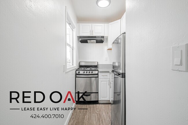 Building Photo - 1269 N Normandie Ave