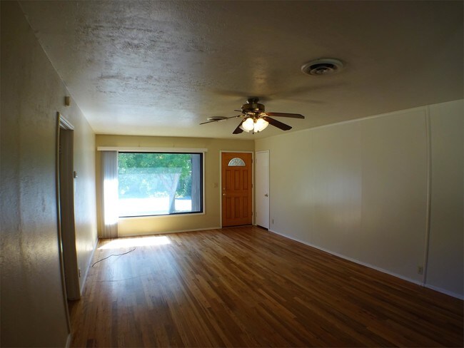 Building Photo - 74 Terrace Dr
