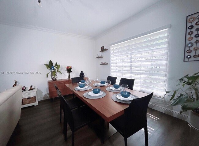 Foto del edificio - 16203 Emerald Cove Rd