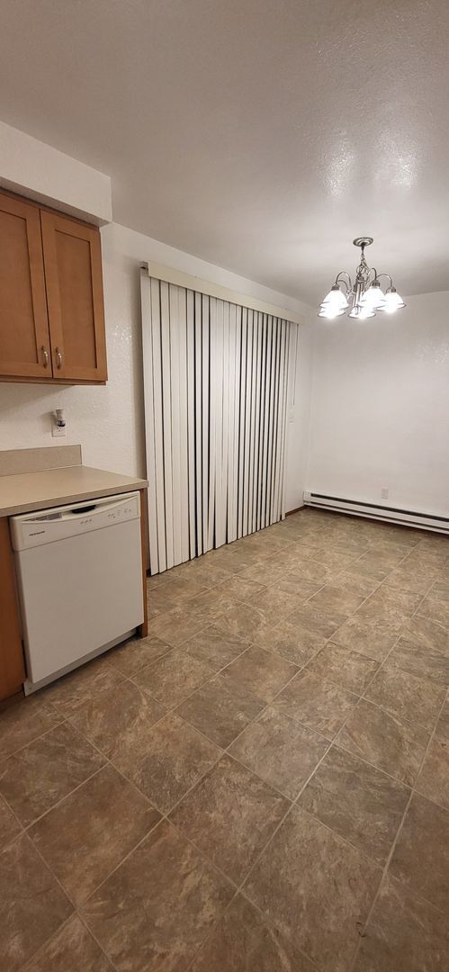 Foto del edificio - Cute 2 Bedroom Townhouse In Spanaway!!