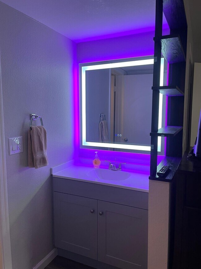 Foto del edificio - 533 W Guadalupe Rd