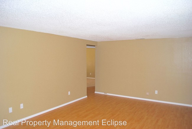 Building Photo - 3 br, 2 bath House - 13707 Beverly Park Road