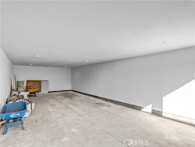 Foto del edificio - 1231 S Rowan Ave