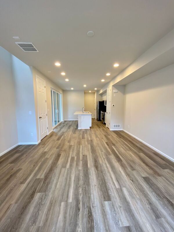 Building Photo - 8739 Scarborough Drive