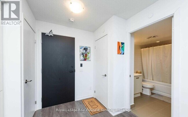 Photo du bâtiment - 125 Redpath Ave