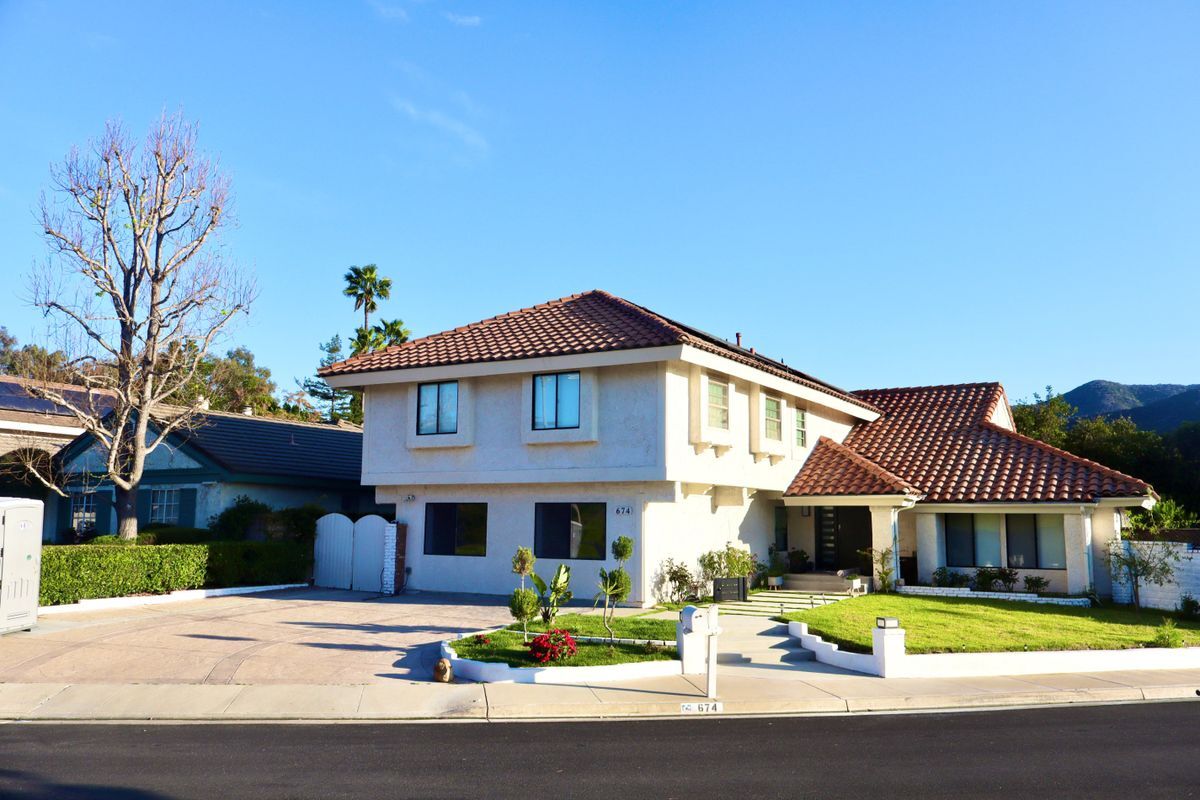 Foto principal - 674 Cypress St