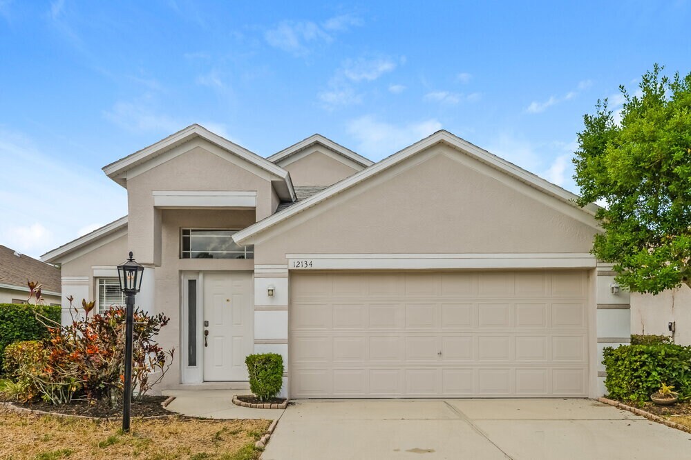 Foto principal - 12134 Winding Woods Way