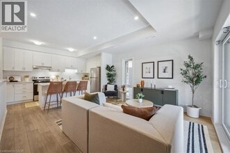 Building Photo - 169 REVERIE Wy