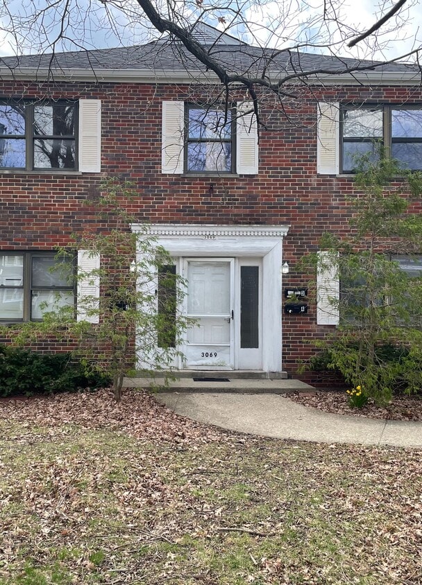 Photo - 3069 Glenmore