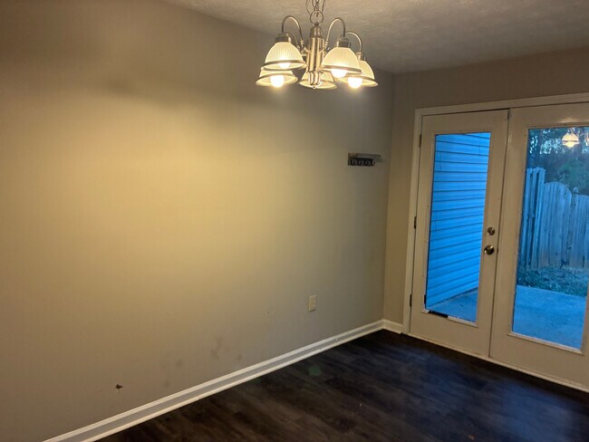 Foto del edificio - Room in Townhome on Wellington Chase Ct