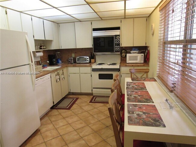 Foto del edificio - 3520 Oaks Way