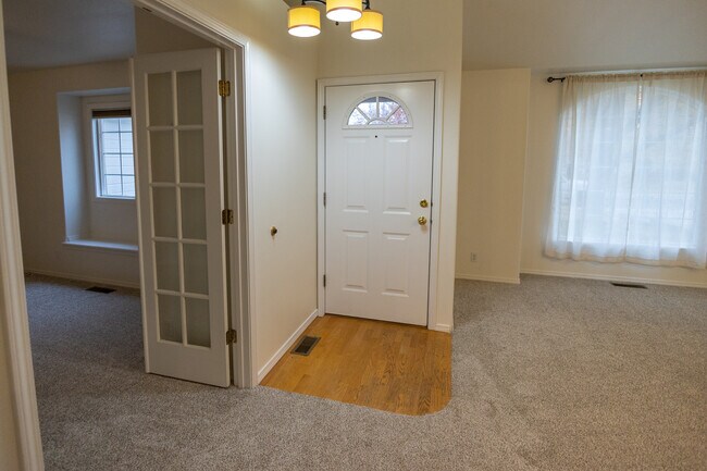 Foto del edificio - 164 S Silverwood Way