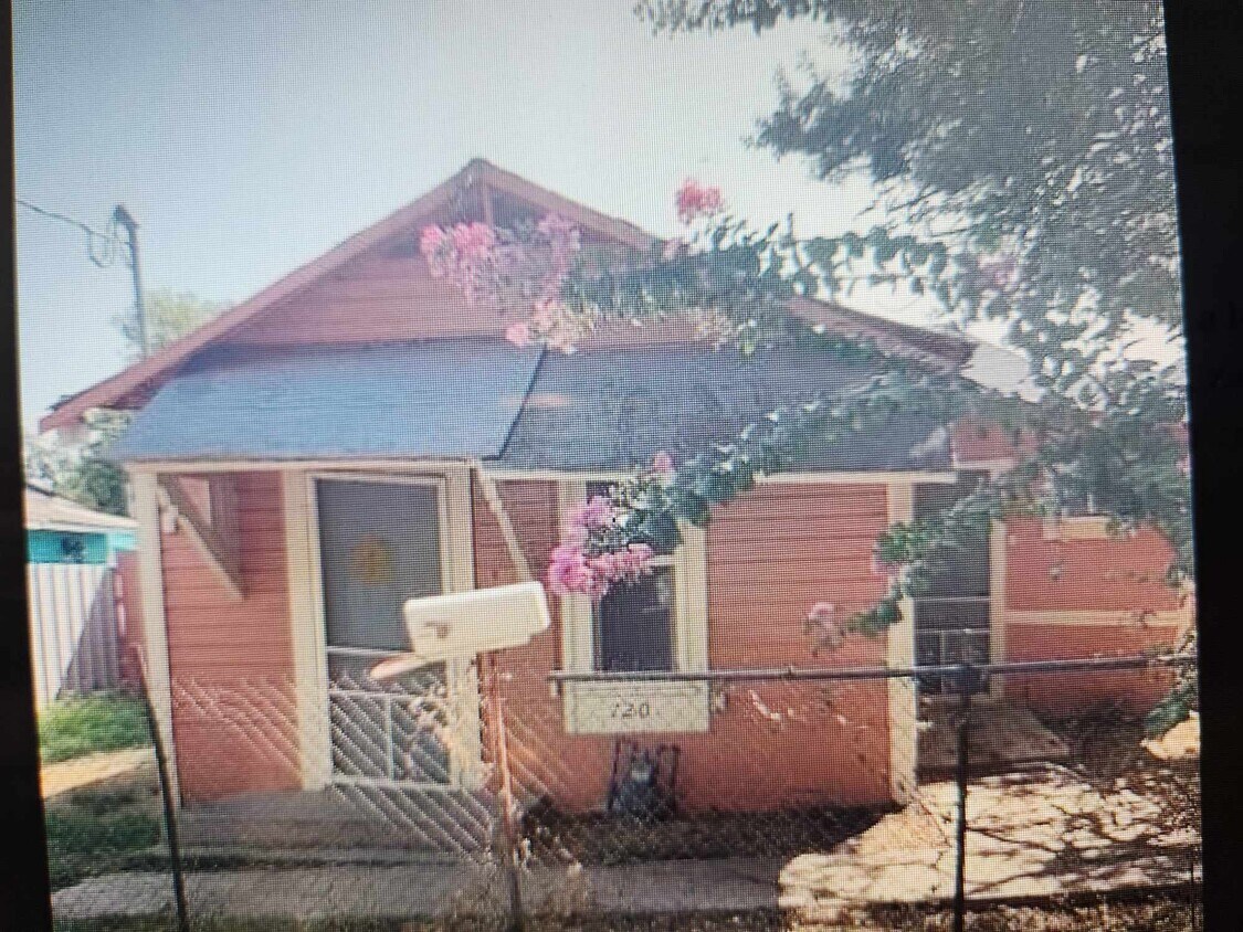 Foto principal - 720 Naylor St