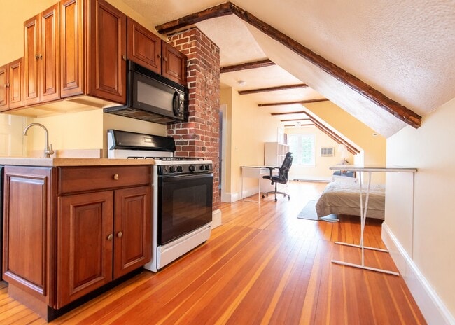 Foto del edificio - 117 Elmgrove Ave