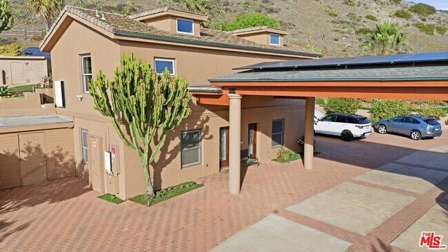 Foto del edificio - 34077 Pacific Coast Hwy