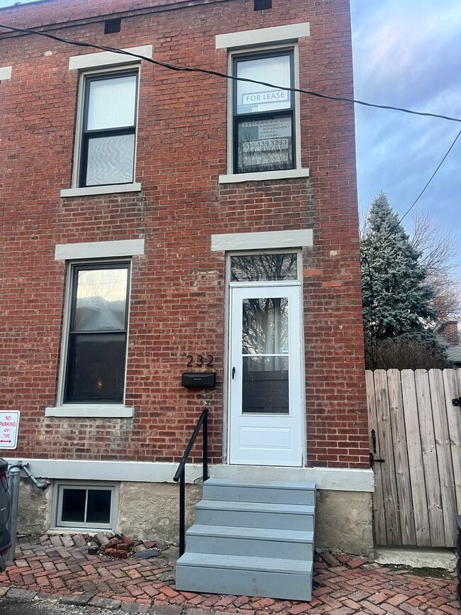 Building Photo - 230-232-232 Berger Alley