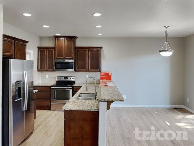 Building Photo - 7615 NE 60th Way