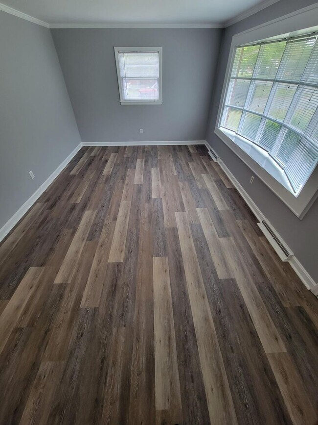 Foto del edificio - Spacious 3 Bed, 2 Bath Home in Graham, NC ...