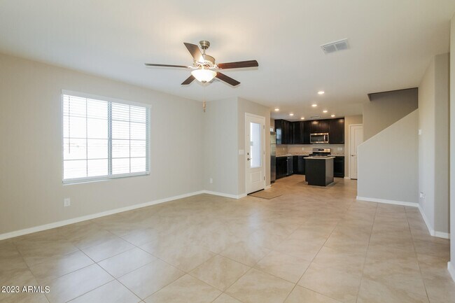 Building Photo - 3919 S 82nd Dr