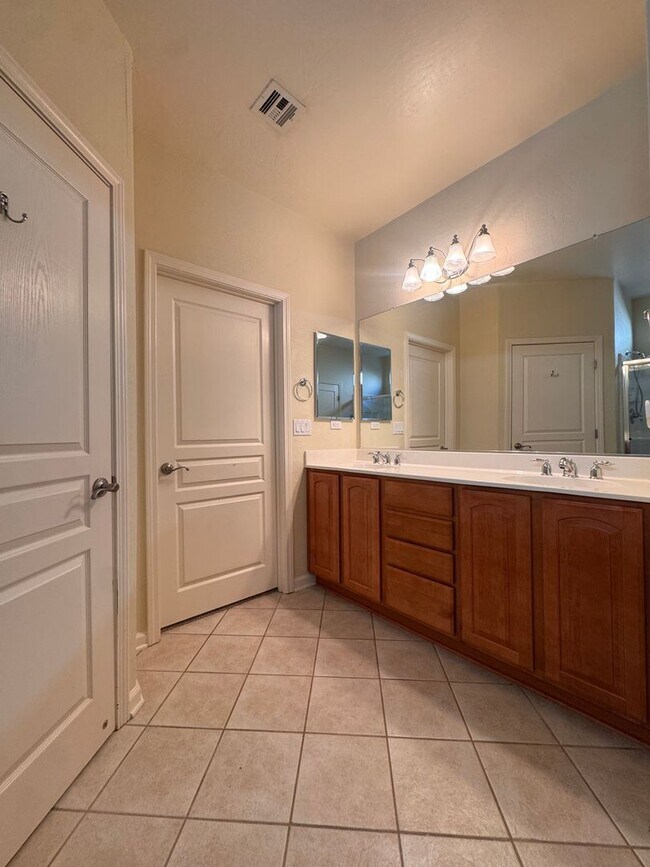 Foto del edificio - Single Level Home in Somersett