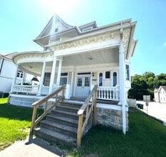 Building Photo - 2602 6th Ave