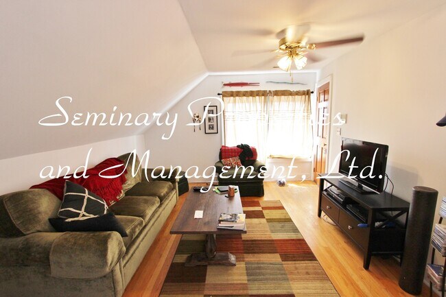 Foto del edificio - 3311 N Hoyne Ave