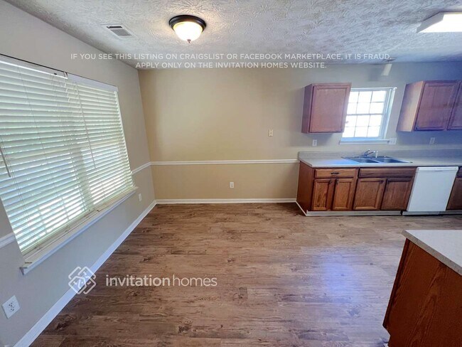 Foto del edificio - 4429 Raptor Ct