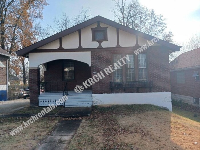 Spacious 3Bed 1Bath Home in the Heart of... House for Rent in