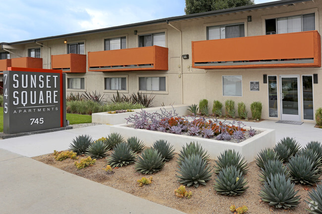 Building Photo - Sunset Square Apartments