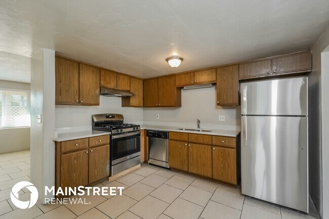 Foto del edificio - 3701 E 23rd St