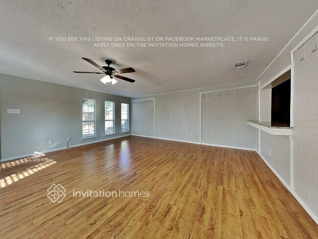 Foto del edificio - 1301 Clearview Dr