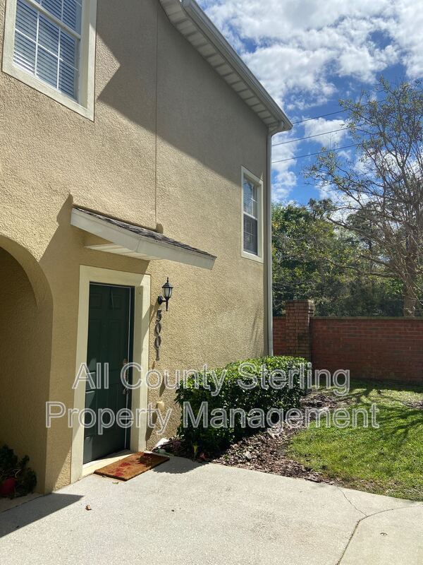 Building Photo - 5001 Kirkland Way