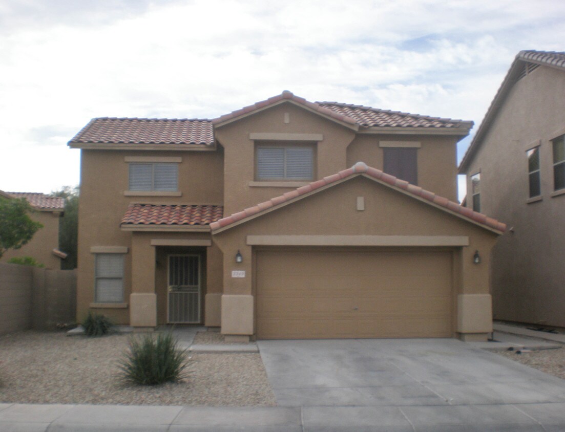 Primary Photo - 2249 N 95th Ave