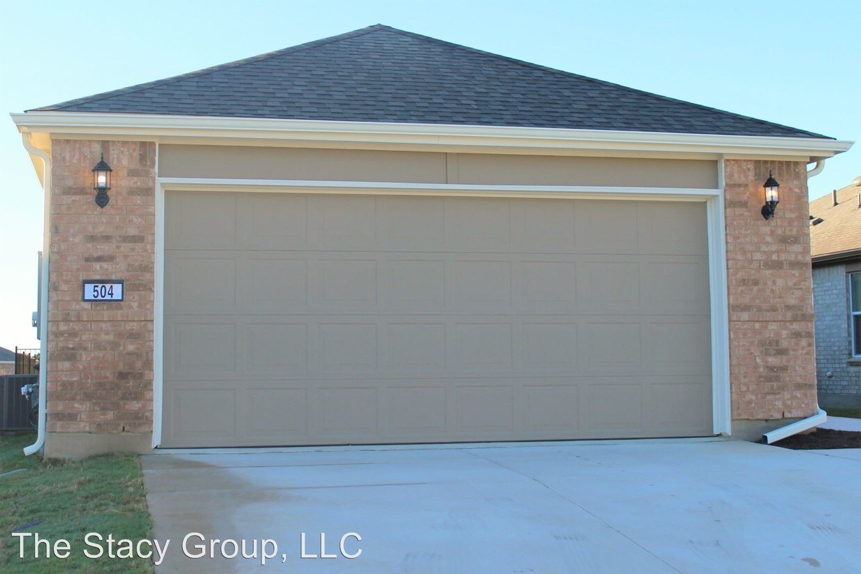 Primary Photo - 2 br, 2 bath House - 504 Hereford Lane