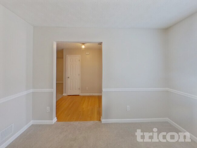 Building Photo - 1014 Bay Ridge Dr