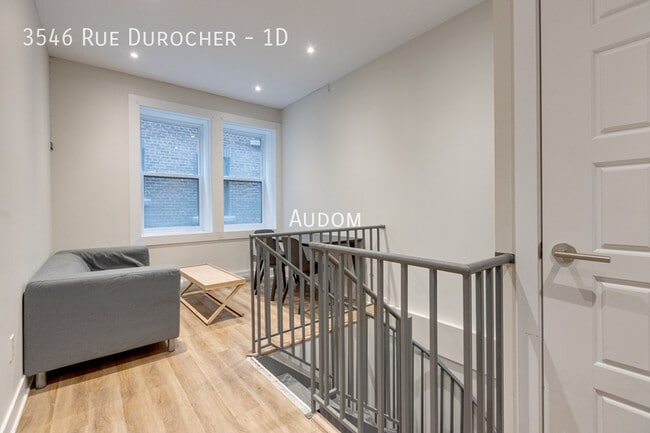 Building Photo - 3546 Rue Durocher