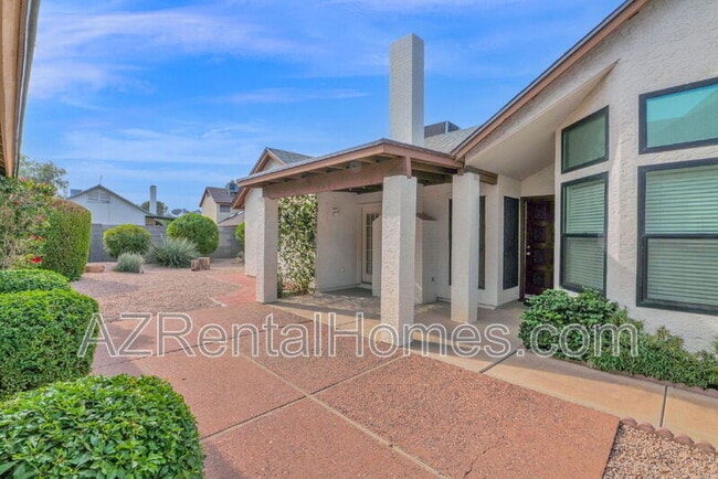 Foto del edificio - 1625 E Jerome Ave