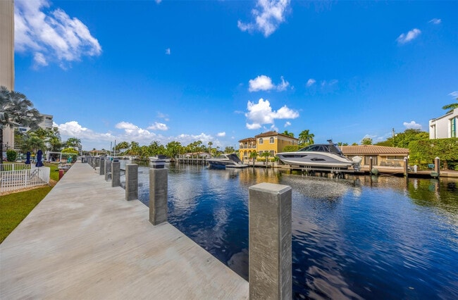 Building Photo - 1391 S Ocean Blvd