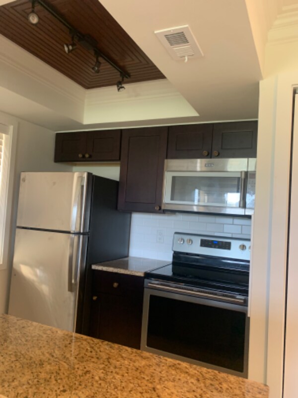 Foto del edificio - 100 Fairway Park Blvd