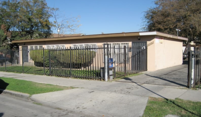 Primary Photo - 6324 10th Ave