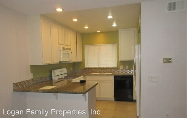 Building Photo - 2 br, 2 bath House - 3128 Vista Grande