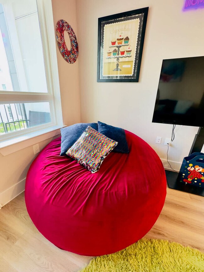 Building Photo - 12208 Tech Ridge Blvd