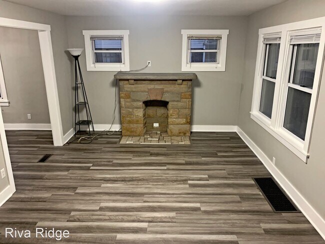 Building Photo - 3 br, 1 bath House - 2915 Homehurst Ave