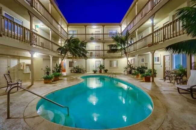 Foto del edificio - 4848 Bermuda Ave