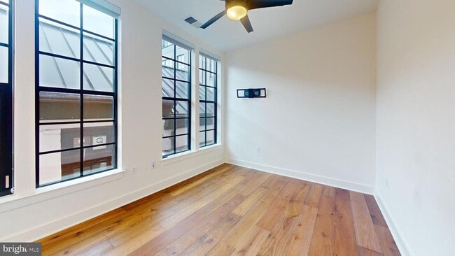 Foto del edificio - 1312 King St